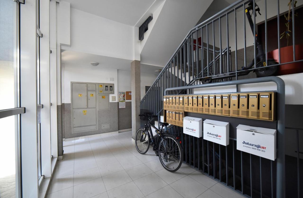 Lavir Apartment With Parking ザグレブ エクステリア 写真